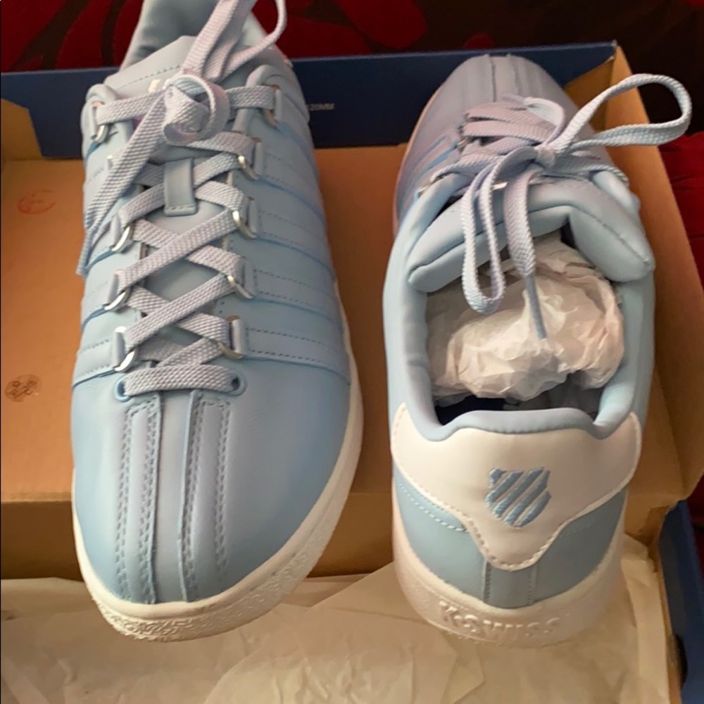 KSwiss tennis shoes